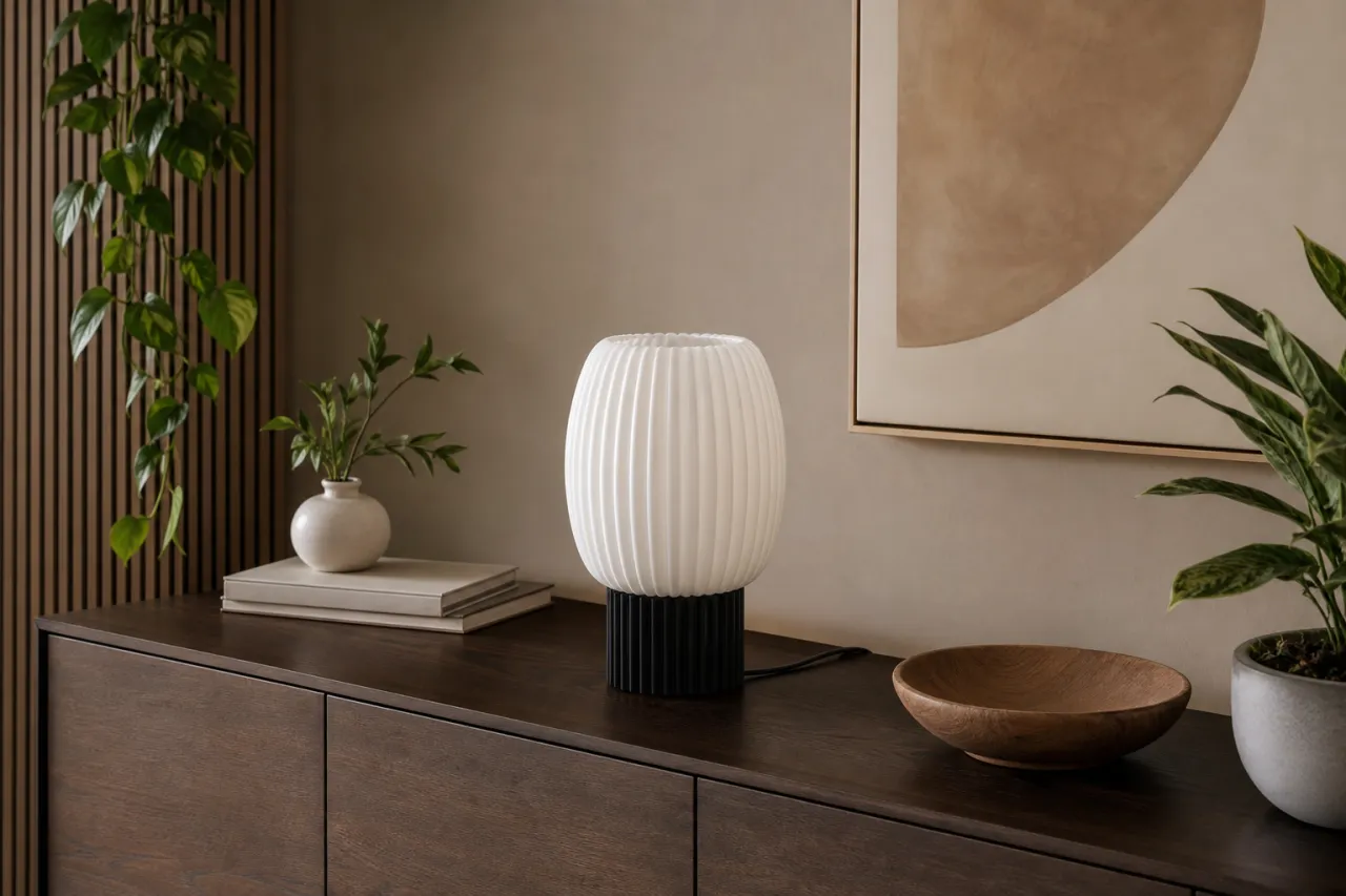 Luminária de Mesa Rebeca com Difusor Oval Canelado — foto 8