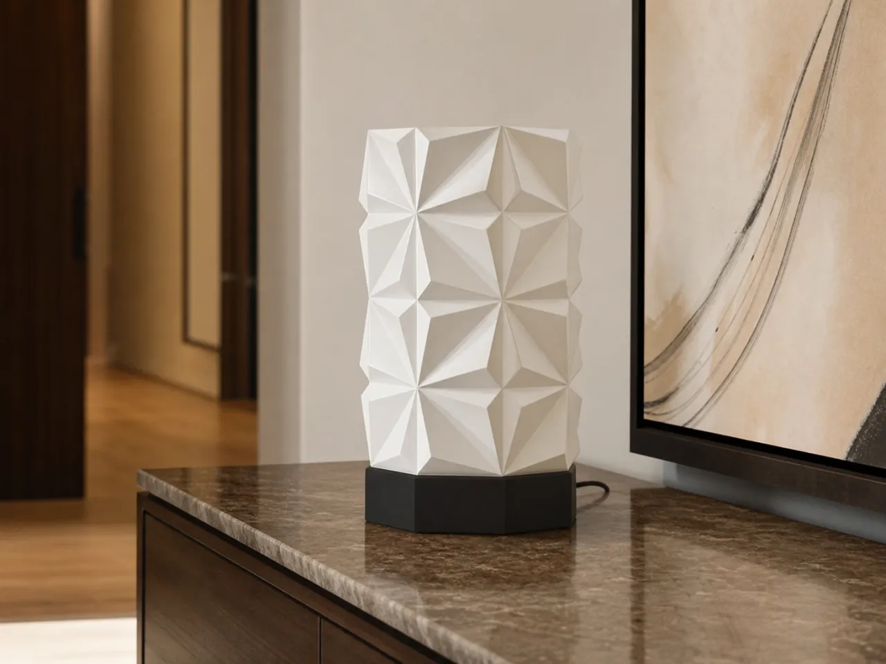 Luminária de Mesa Fabiana – Geometria Facetada Contemporânea — foto 8