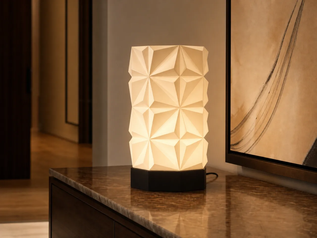 Luminária de Mesa Fabiana – Geometria Facetada Contemporânea — foto 9
